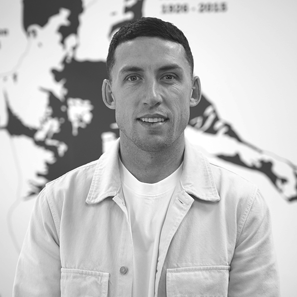 ScottNevilleSquareBW